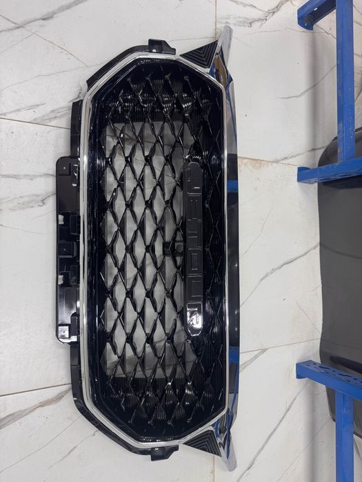 Jetour x70 Plus  решетка радиатора