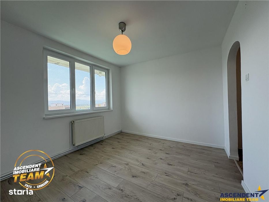 FILM &Tur 3D! Apartament cu 2 camere, decomandat, Simeria, Sfantu Gheo — fotografia 1