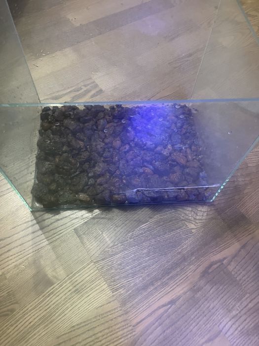 продам аквариум 20 литров