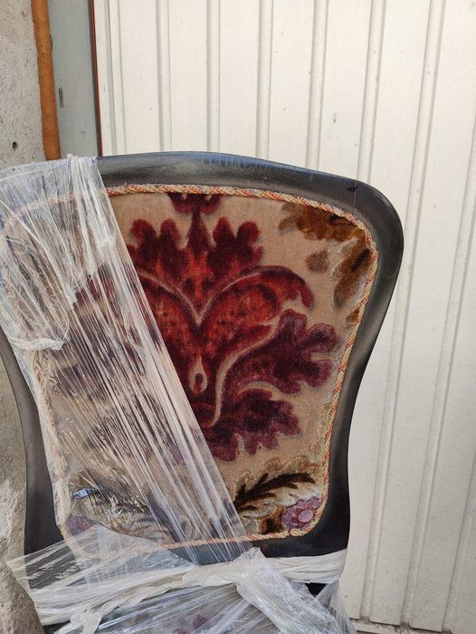 Старинни мебели - маса, пейка/диванче и два стола