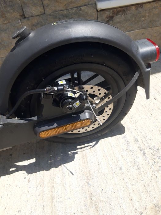Vând trotinetă electrică xiaomi