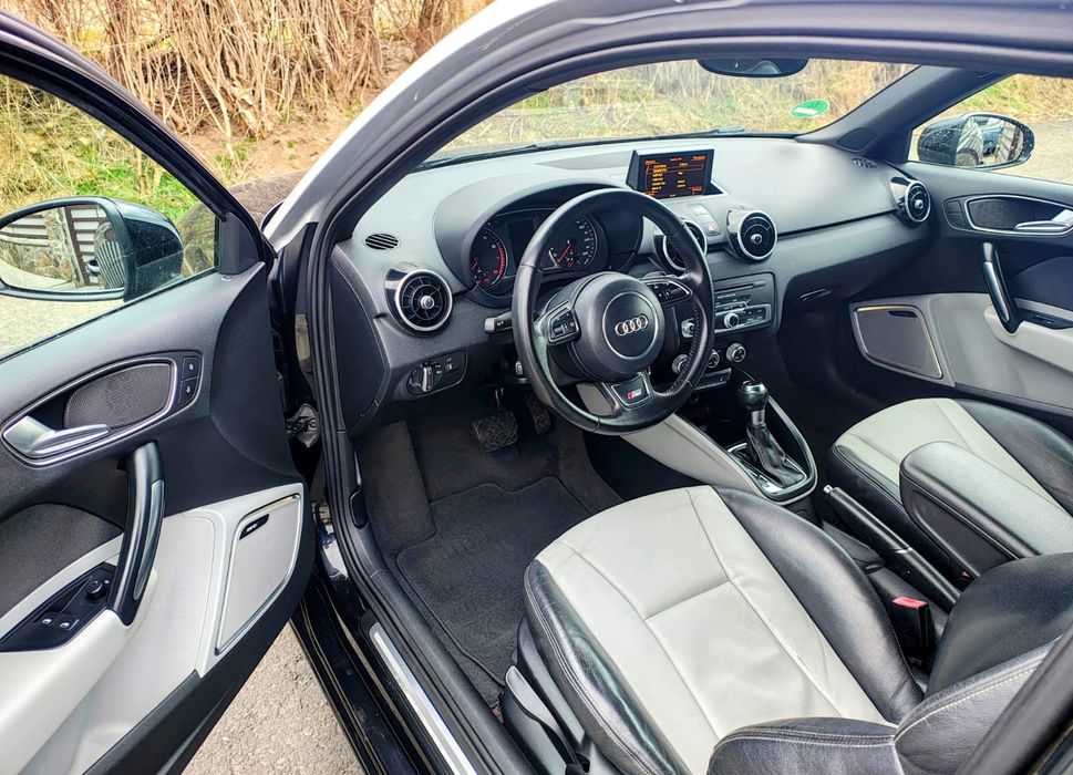 Audi A1 s line 1.4 tsi Automat