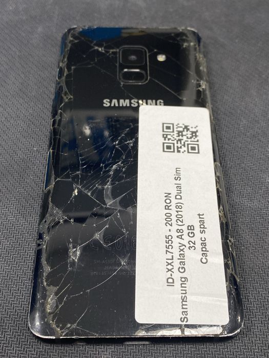 Samsung Galaxy A8 (2018) Dual SIM 32 GB ID-XXL7555