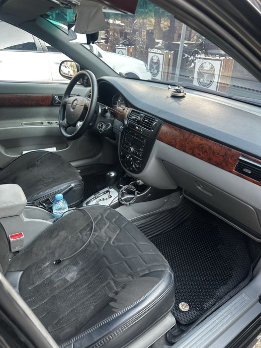 Продается Lacetti 1.8 AT