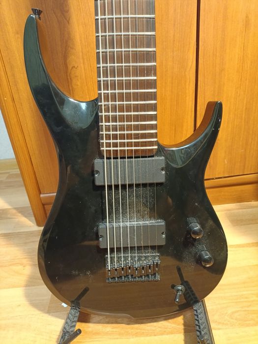 Восьмиструнная электрогитара SubZero