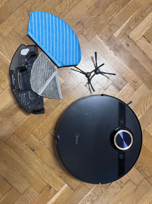 Робот за сухо и мокро почистване Midea M7 Pro
