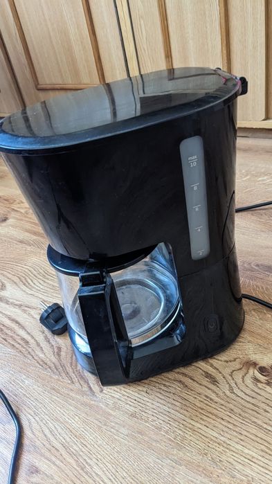 Cafetiera Beko funcționeaza cu cafea macinată