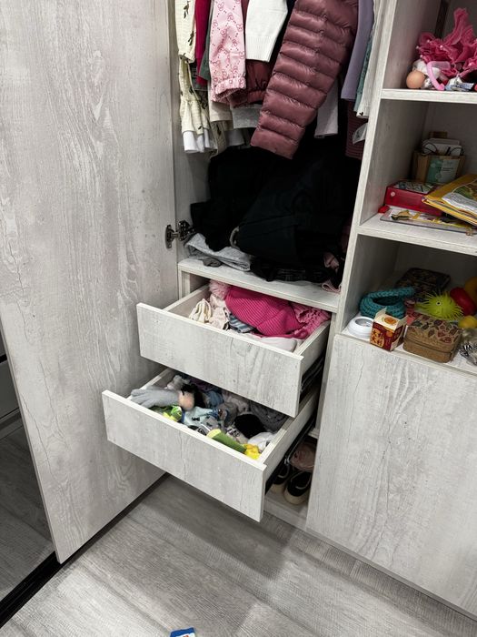 Шкаф для детской одежды