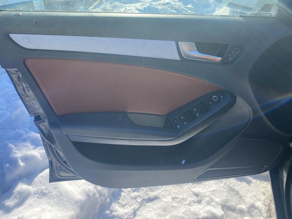 Vand interior piele Audi a4b8 cotiera fete de usi