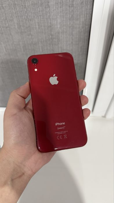 Продам iPhone Xr (Product red)