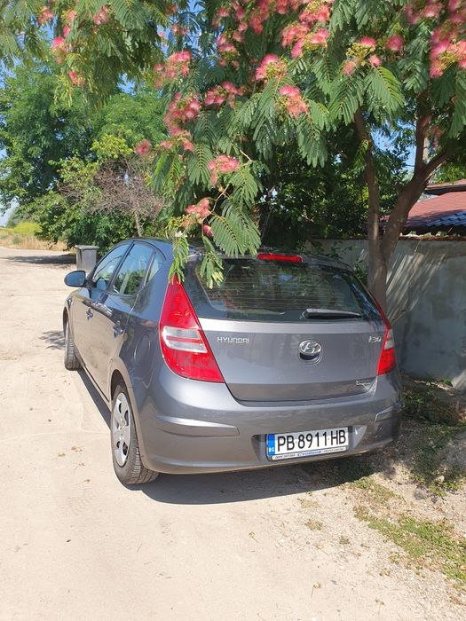 Продавам Хюндай I 30