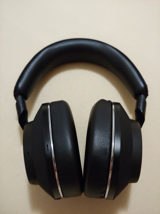 Căști defecte Bowers & Wilkins Px7 S2 (pentru piese)