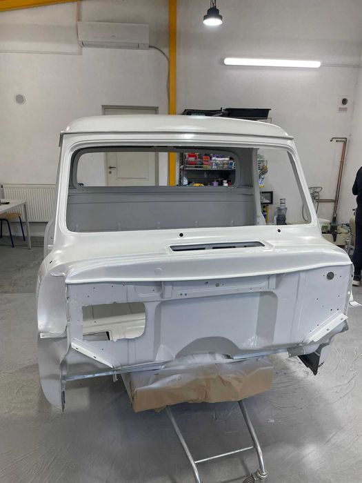 Curatam prin sablare repere metalice, pofile aluminiu, garduri, balustrazi, noi sau vechi, componente auto,