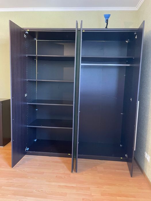 Продам спальный гарнитур