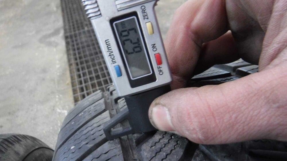 225 65 17 iarna Dunlop SPORT 5 SUV DOT 2419