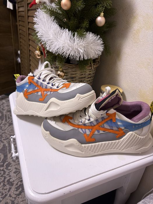 Vand adidasi off withe 41