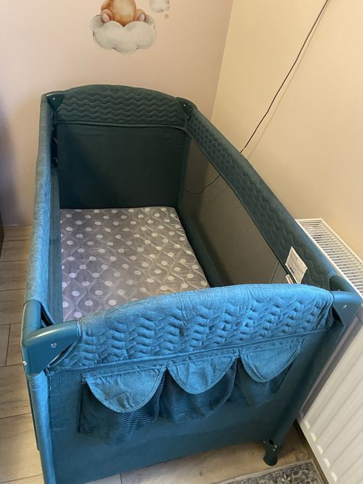 Кошара с падаща страна Chipolino Мерида, Зелена лен.