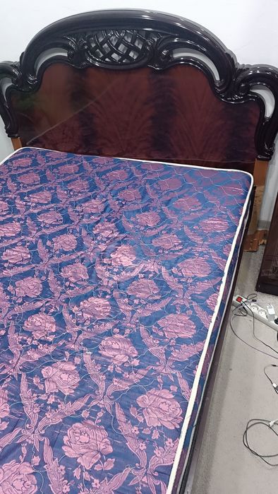 Продам кровать двухместную