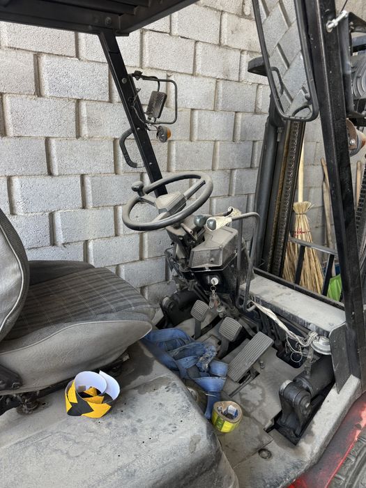 Вилочный погрузчик Komatsu