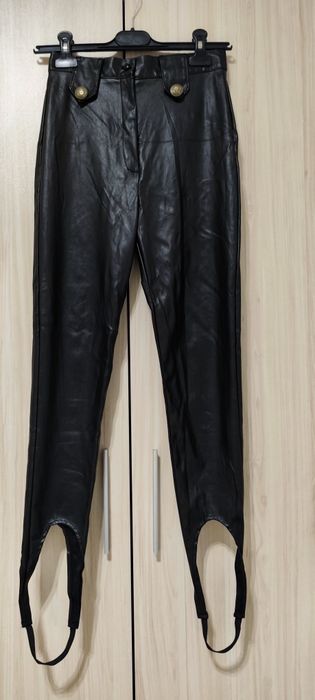 Дънки и панталони