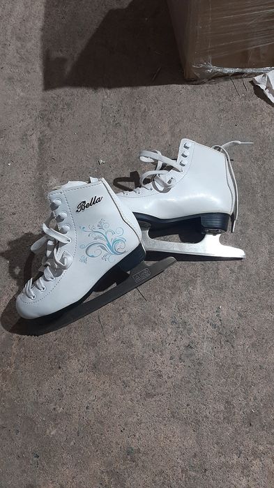 Коньки детские!!!