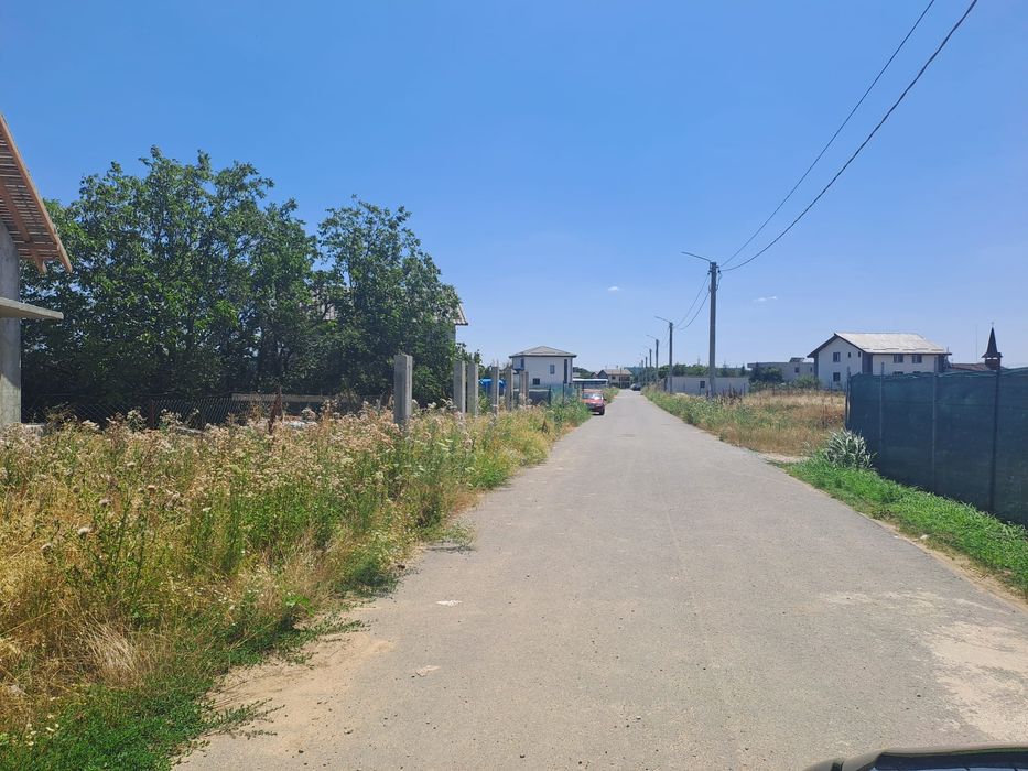 Comuna 1 decembrie loturi 500-655-1155 mp str micsunelelor  lidl