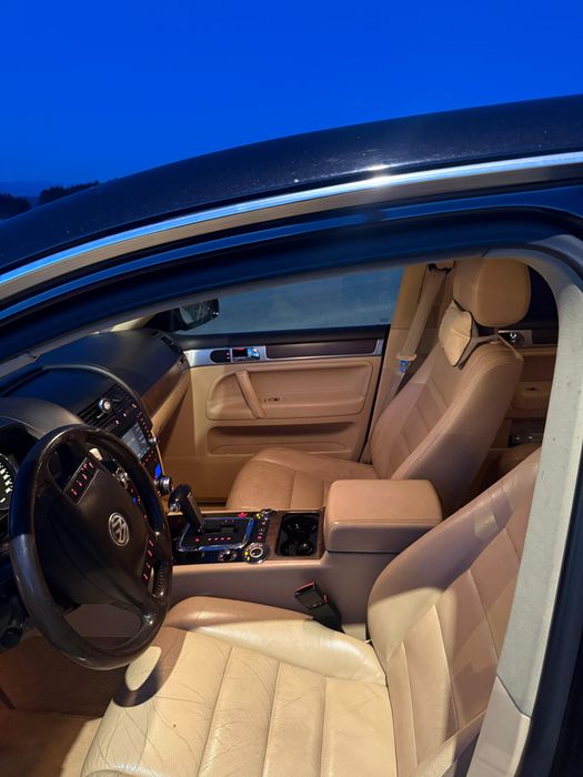 Vând Touareg 2.5 diesel