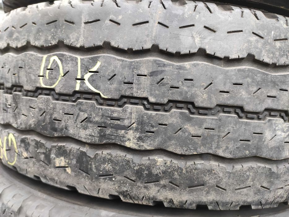 4бр Летни гуми 215 70 15 С - Bridgestone