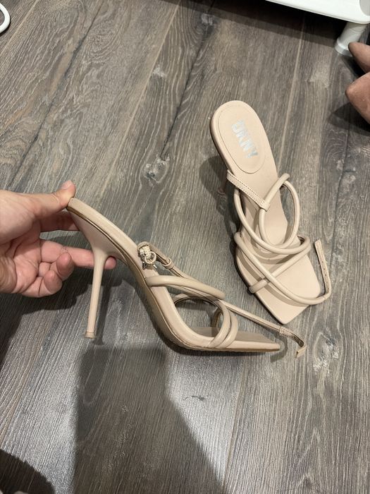 Босонжки dkny 35p