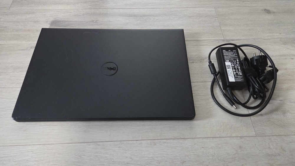 Laptop Dell Vostro 3500