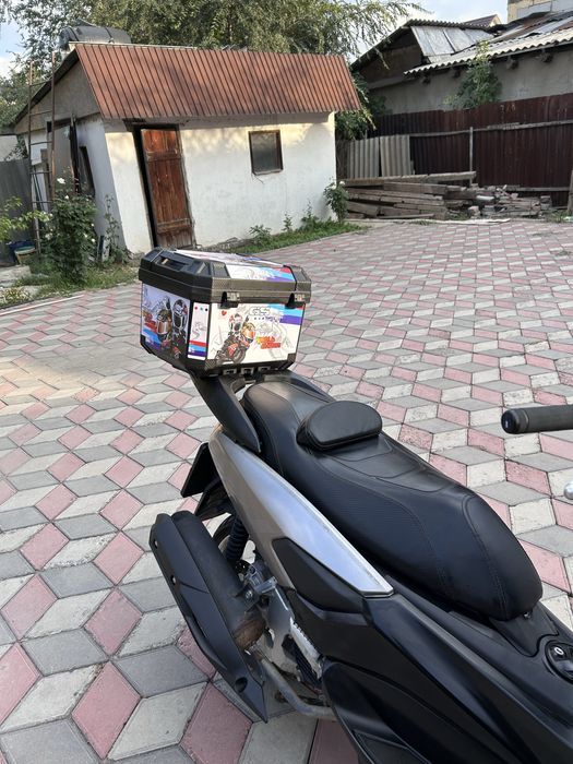 N Max мопед 180куб