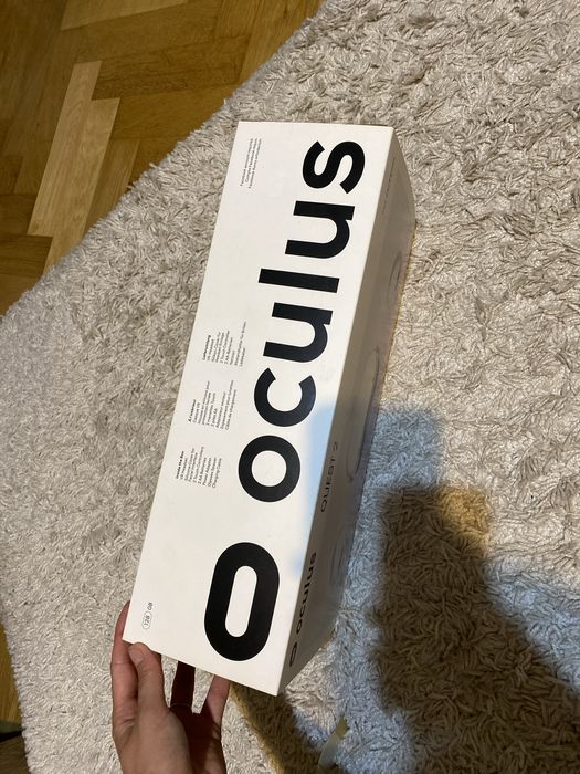 Oculus Quest from facebook