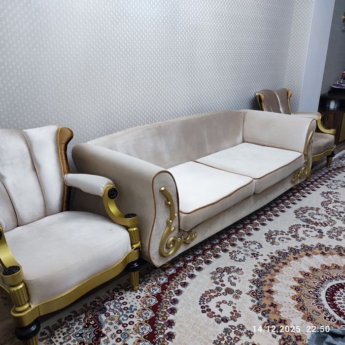 Продам диван с креслом — 70 000 тг