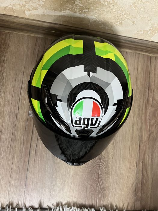 Каска AGV Pista GP R Carbon Andrea Iannone 2017.  Размер - “S”