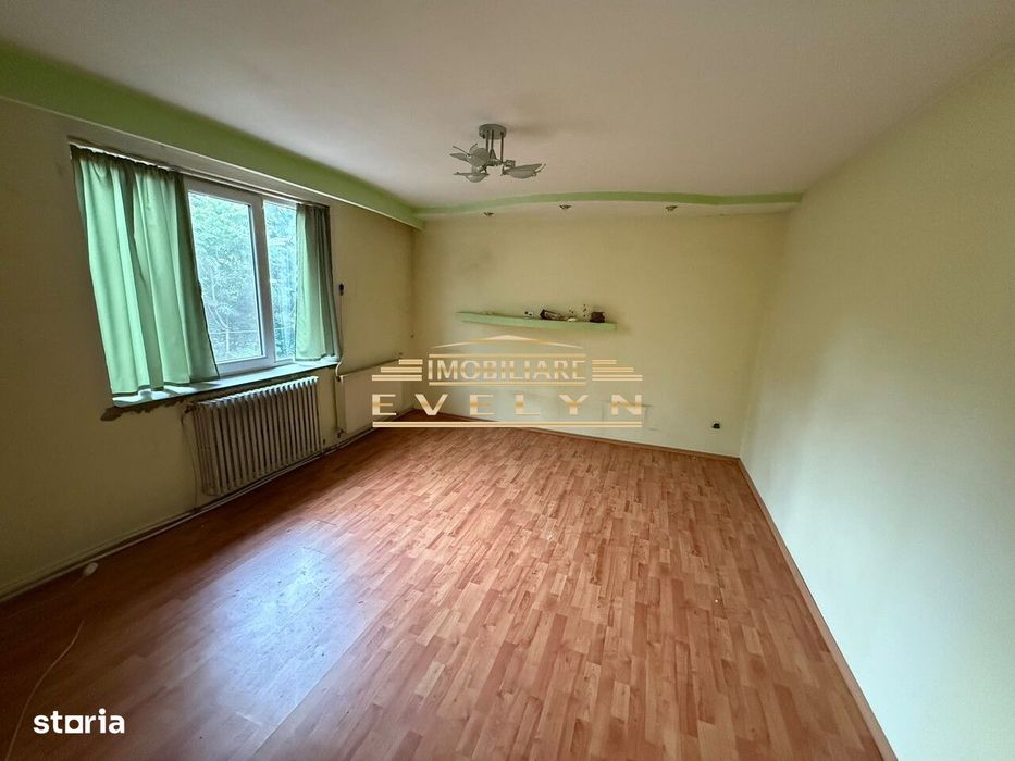Clădire de vânzare – Aproximativ 406 mp utili, Zona Centrală