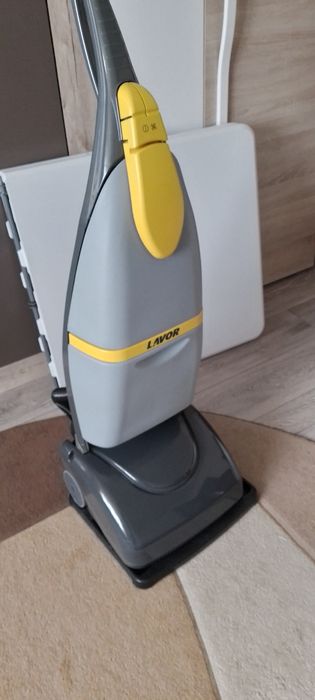 Masina ,aspirator pt pardoseli si mochete Lavoar