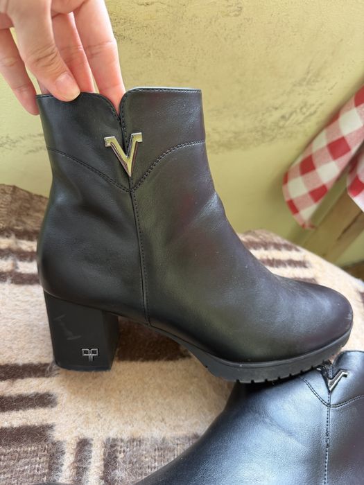 Обувки(кожени) с ток