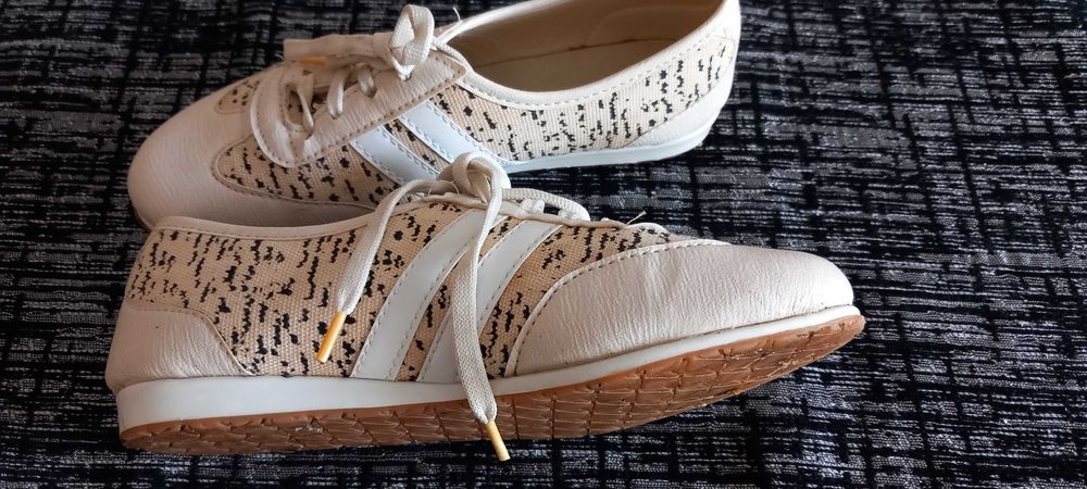 Дамски спортни обувки - Power