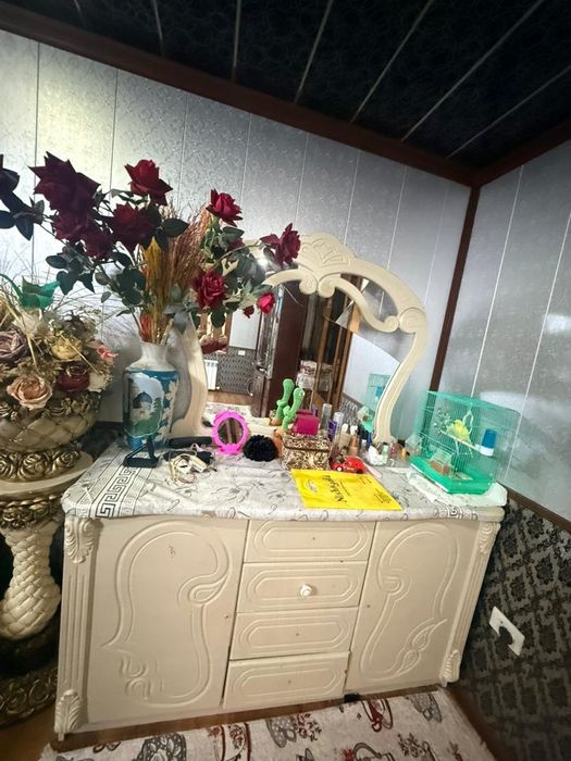 Спальный гарнитур