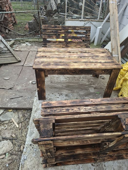 Пейки и маса от палети ,