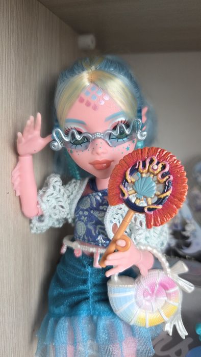 monster high лагуна