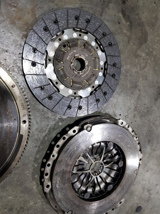 Kit ambreiaj volanta BNZ 2.5tdi vw t5 transporter caravelle multivan