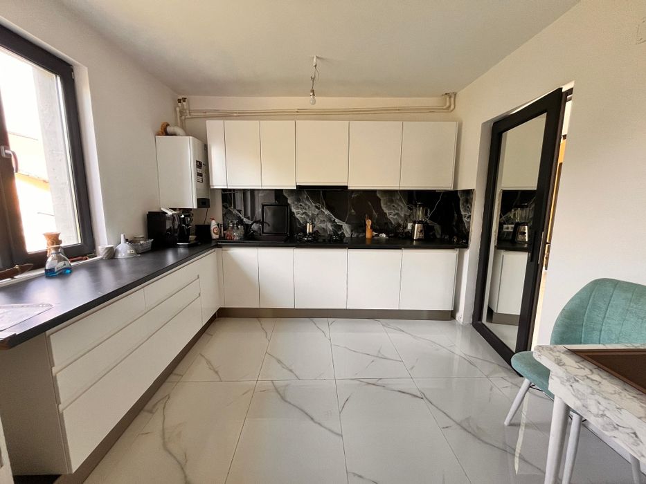 Casa de vanzare P÷M //.Suprafata Construită 260 mp