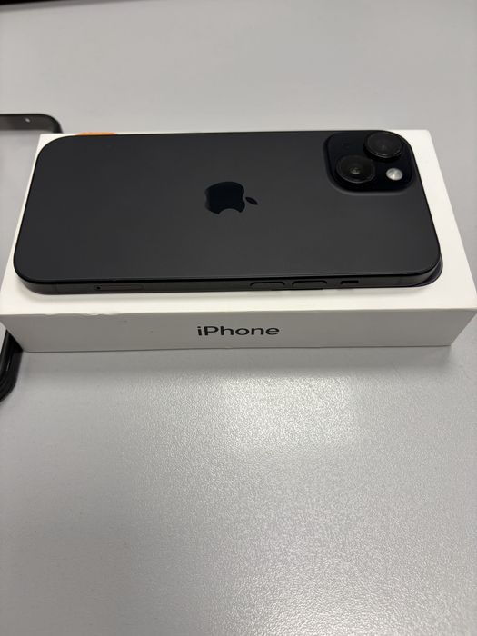 Telefon APPLE iPhone 15 5G, 128GB, Black/ Orange