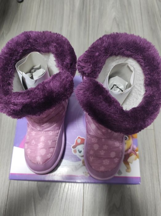 Ghete fete mărime 28