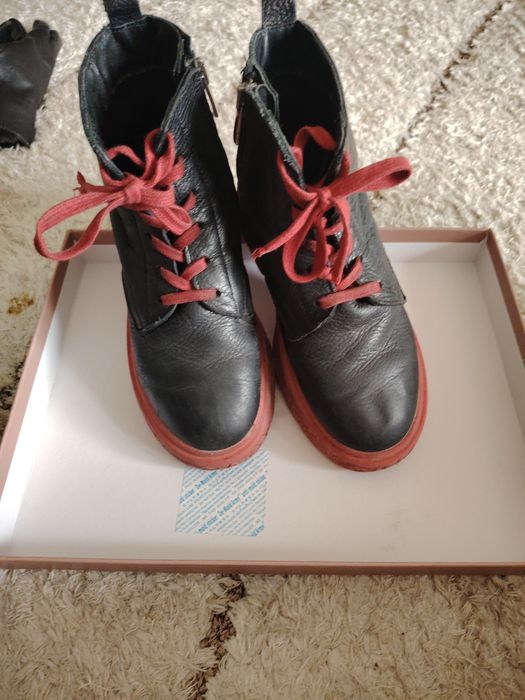 Продам сагоги демисезонные для девочек