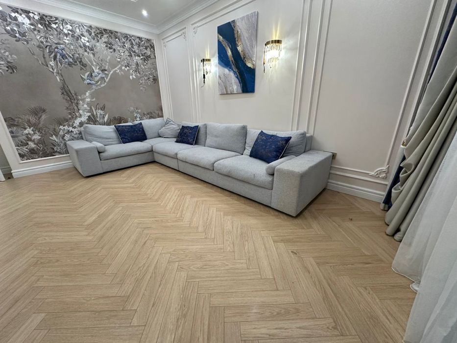 Диван 4 метровый,