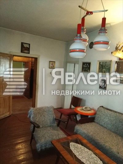 Продава се Четиристаен апартамент в Благоевград, Широк център - 125 кв.м за 600 €/кв.м - Снимка #1