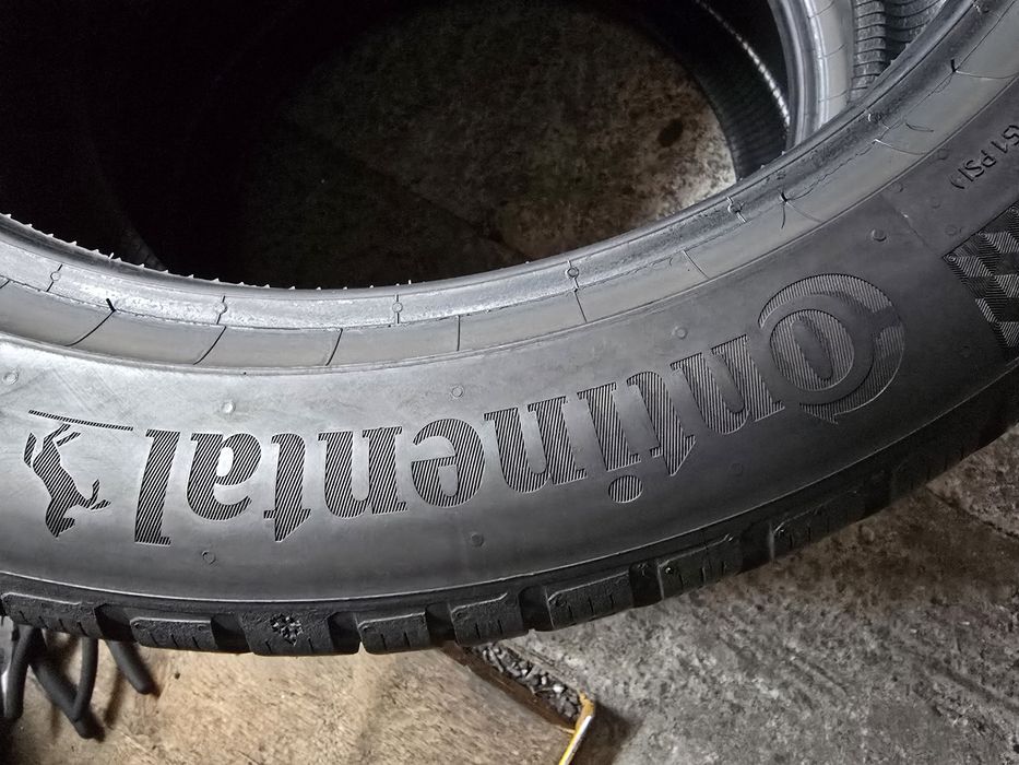 Continental 235/45 R18 98V MS iarnă