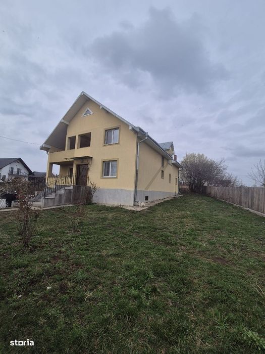 Casa Scheia de vanzare